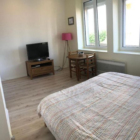 Le Comtois, Studio Au Calme Proche De La Gare Besançon Zewnętrze zdjęcie