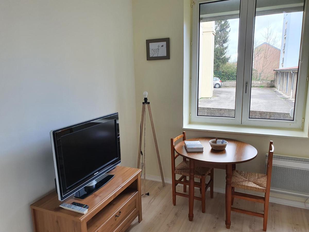 Le Comtois, Studio Au Calme Proche De La Gare Besançon Zewnętrze zdjęcie